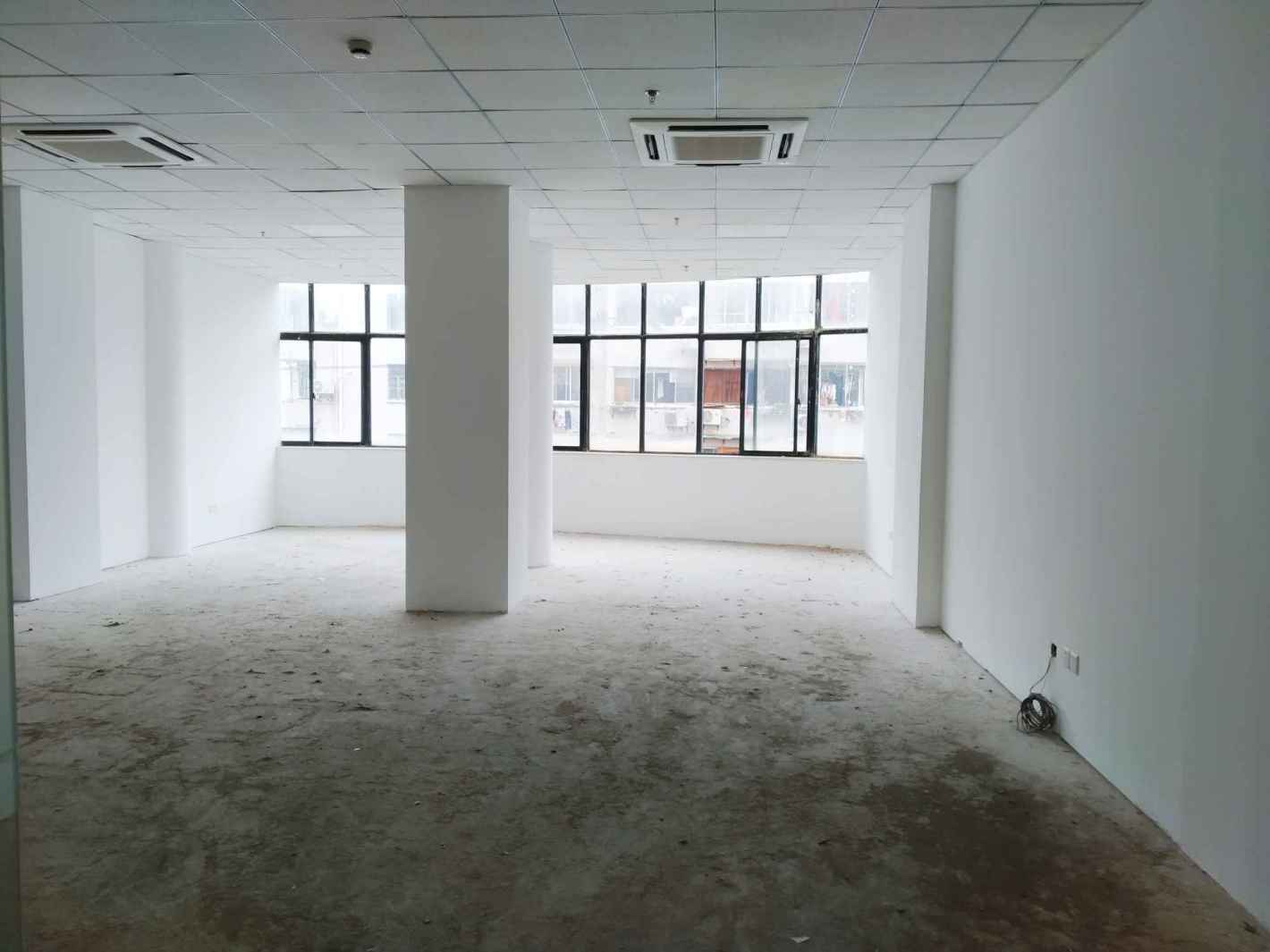 东余杭路1322-1324号62平米办公室出租-租金价格3.50元/m²/天