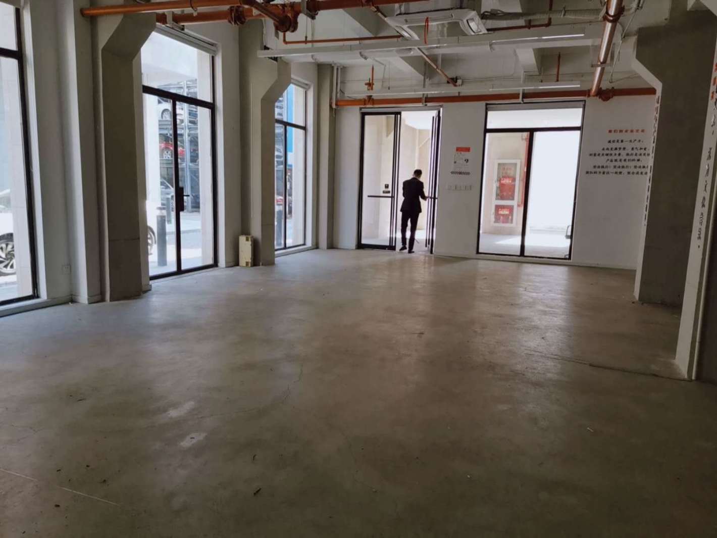 江南厂创意园450平米办公室出租-租金价格5.90元/m²/天
