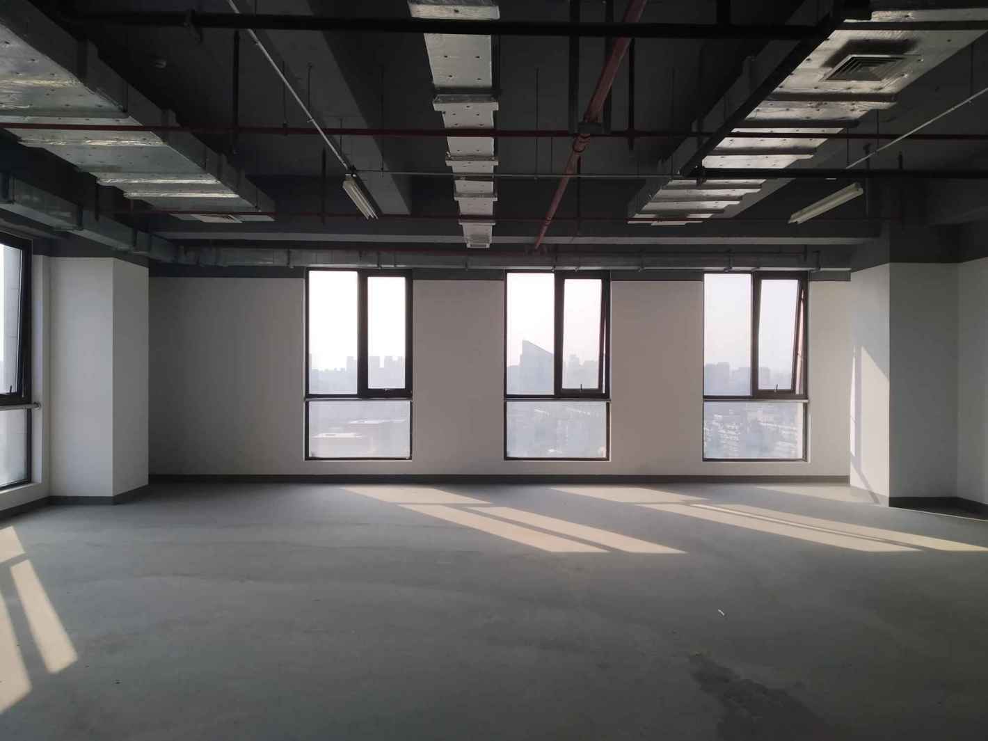 中设广场280平米办公室出租-租金价格2.74元/m²/天