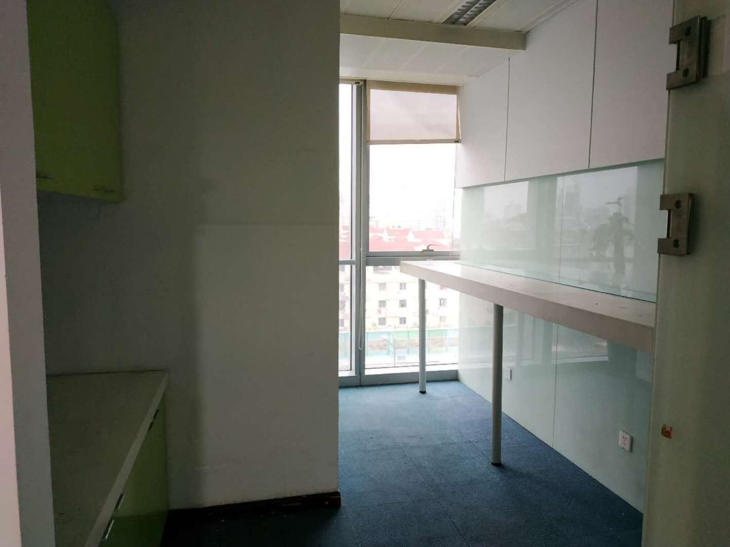 曹杨经贸大厦216平米办公室出租-租金价格3.55元/m²/天