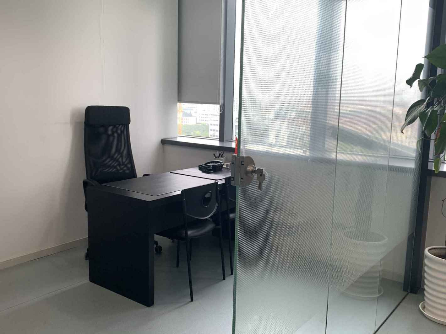 新漕河泾国际商务中心徐汇 新漕河泾国际商务中心 278平米 精装修