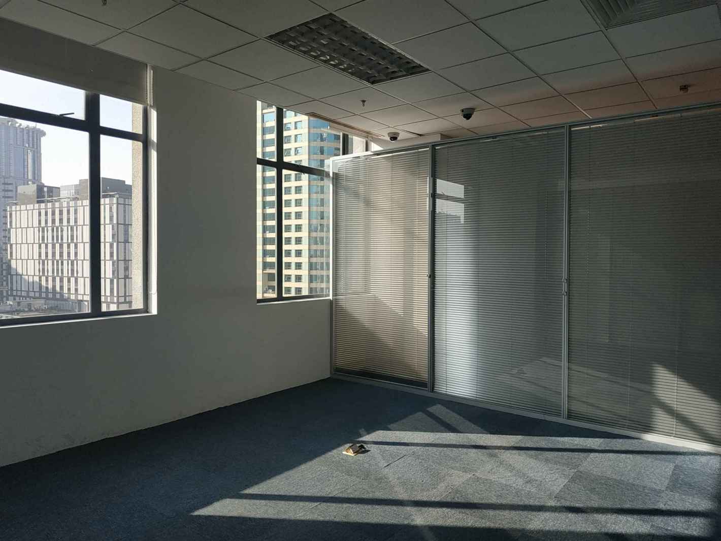 华设大厦黄浦 华设大厦 390平米 简装修