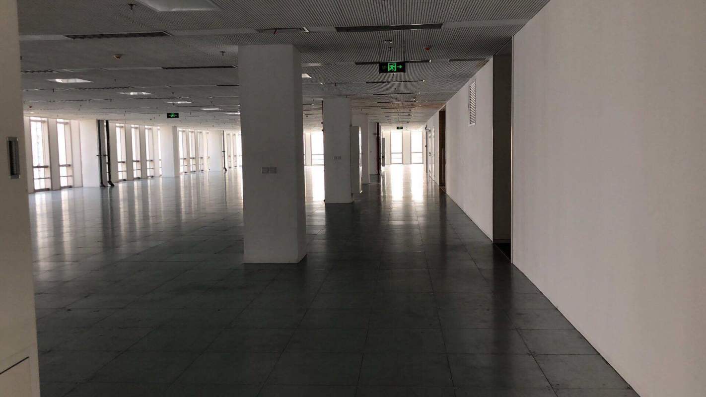 世纪商贸广场216平米办公室出租-租金价格9.12元/m²/天