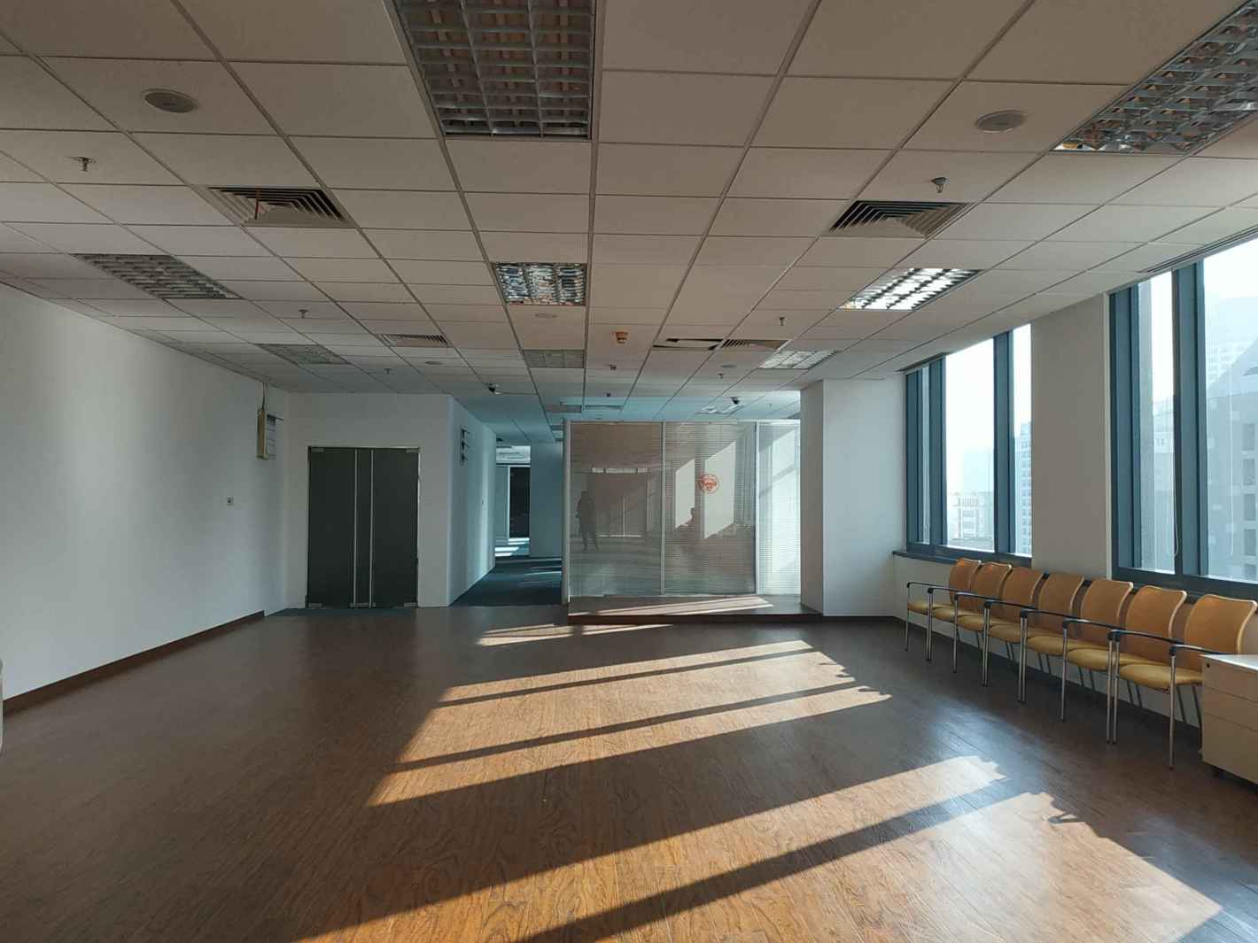 华设大厦黄浦 华设大厦 390平米 简装修