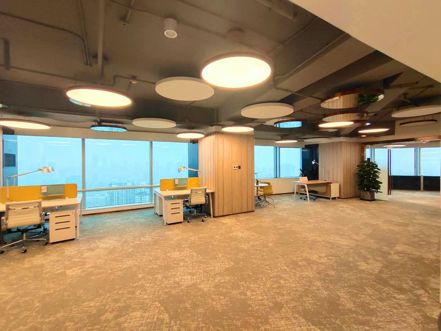 中港汇黄浦(原长城金融大厦)黄浦 中港汇黄浦(原长城金融大厦) 403平米 简装修