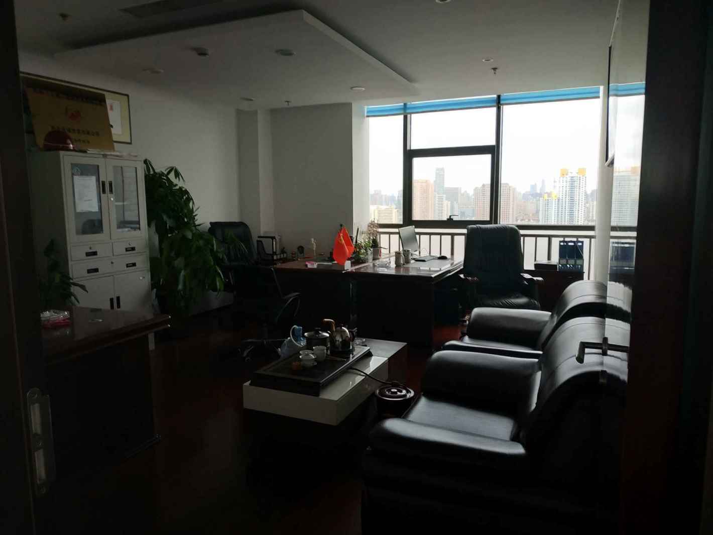 天虹国际大厦373平米办公室出租-租金价格4.56元/m²/天