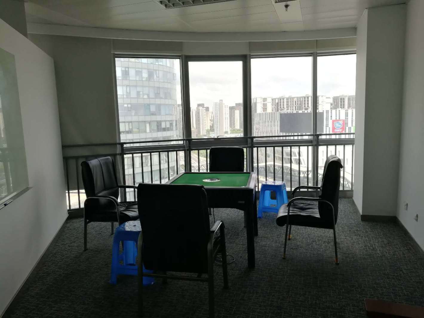 绿洲中环中心普陀 绿洲中环中心 180平米 精装修