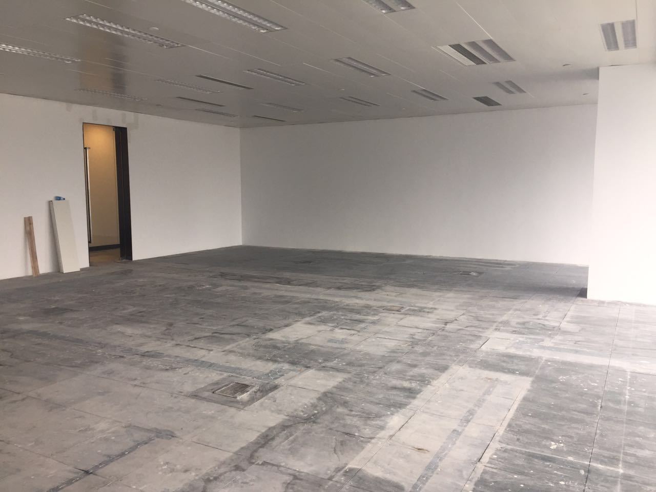 上海绿地中心徐汇 上海绿地中心 179平米 简装修