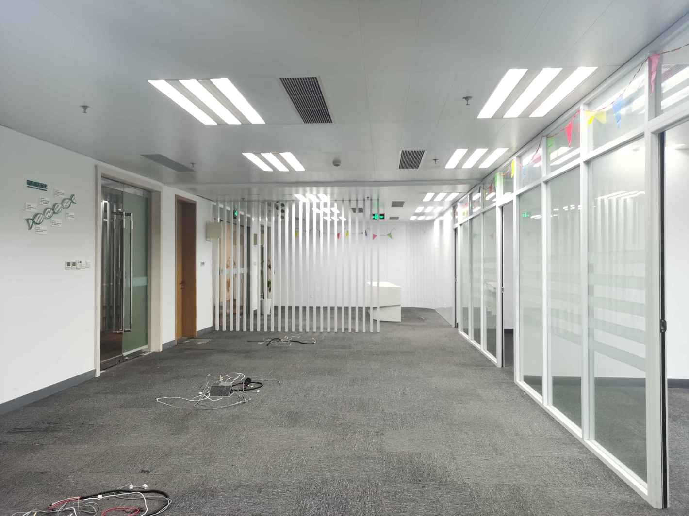 绿地汇中心徐汇 绿地汇中心 117平米 毛坯