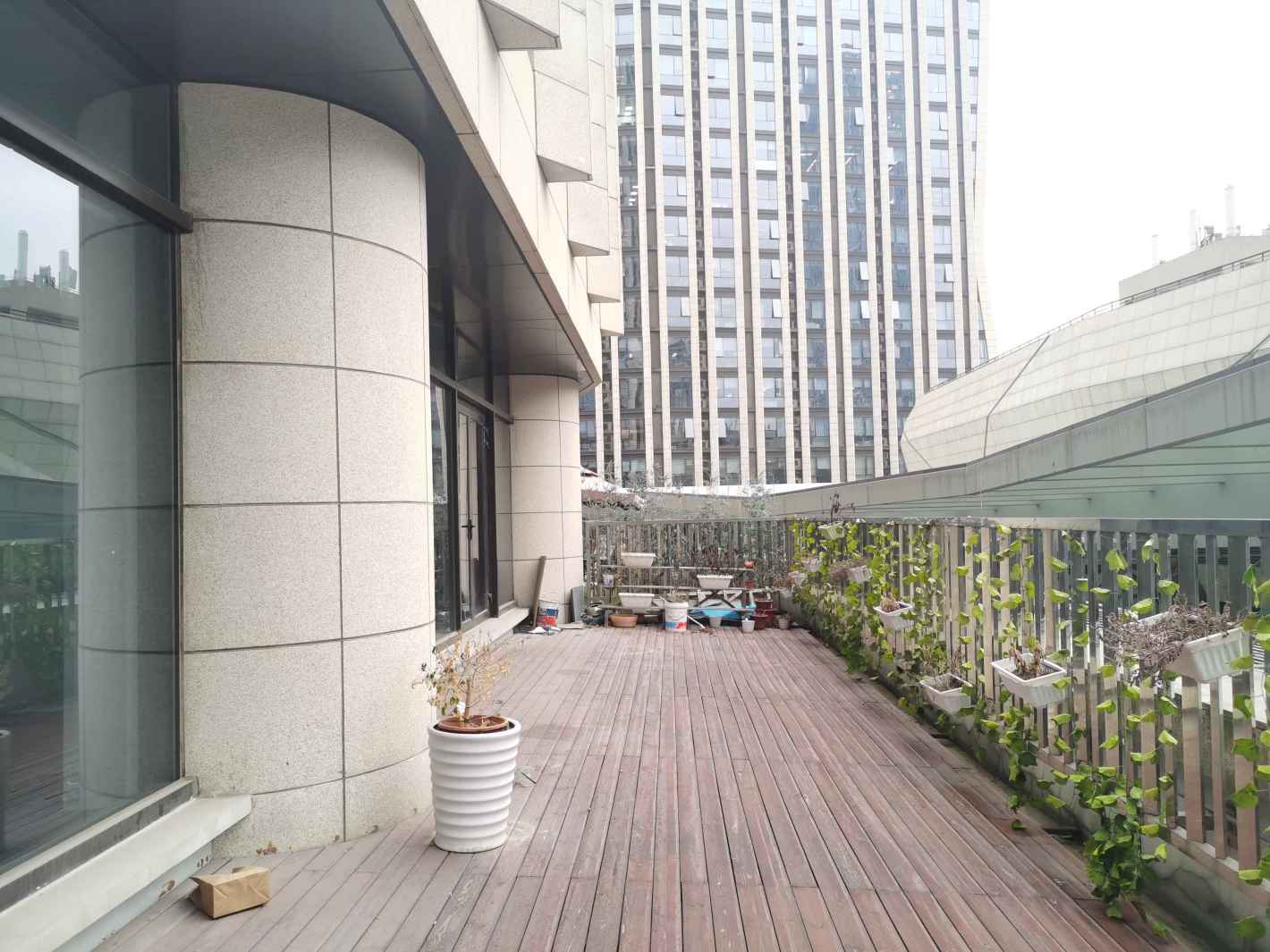 绿地汇中心徐汇 绿地汇中心 117平米 毛坯