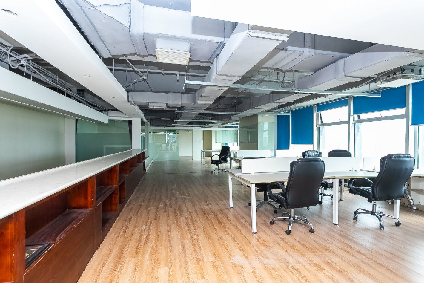 珠江创意中心315平米办公室出租-租金价格4.16元/m²/天
