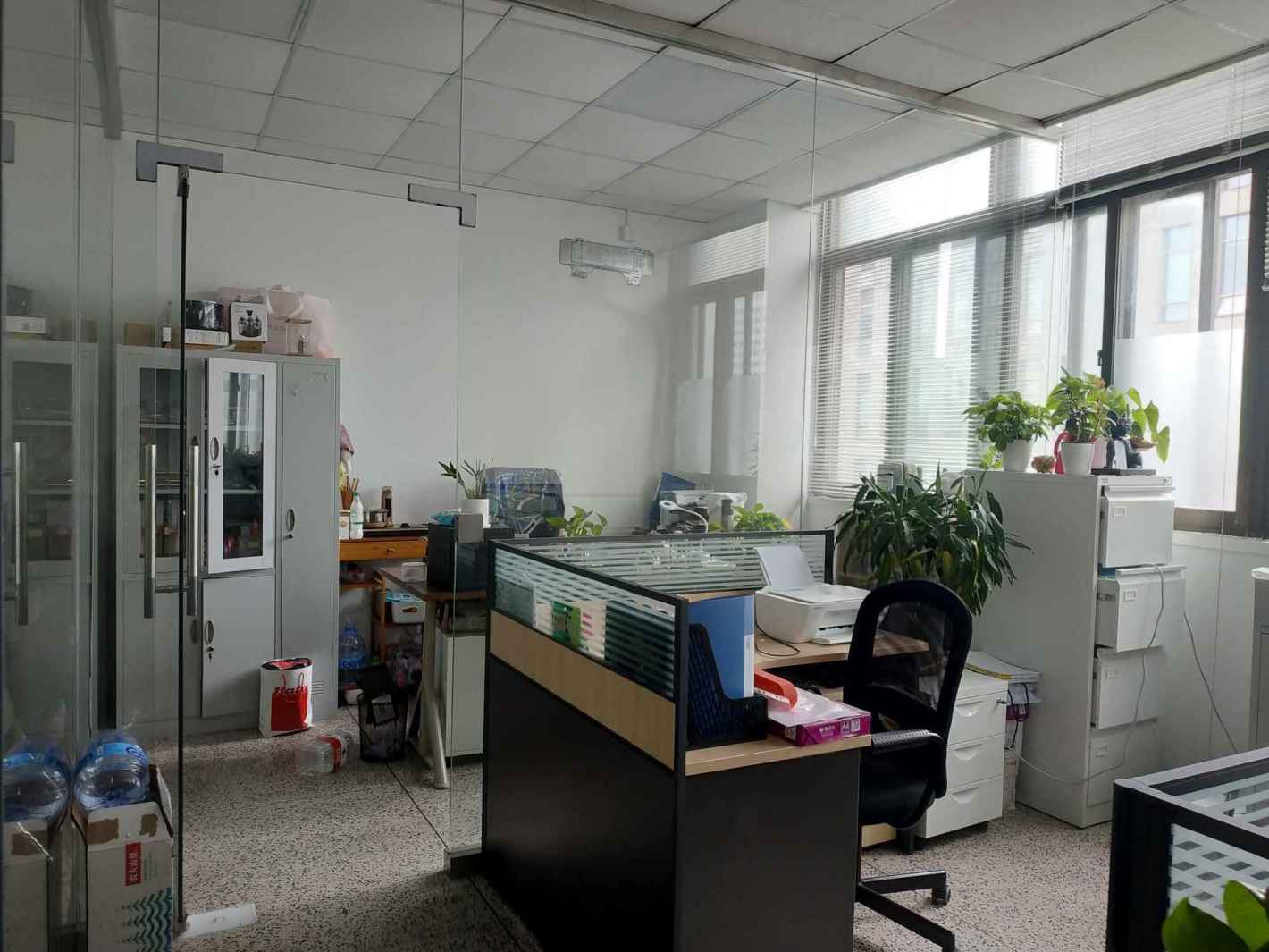 创业中心大厦徐汇 创业中心大厦 97平米 简装修