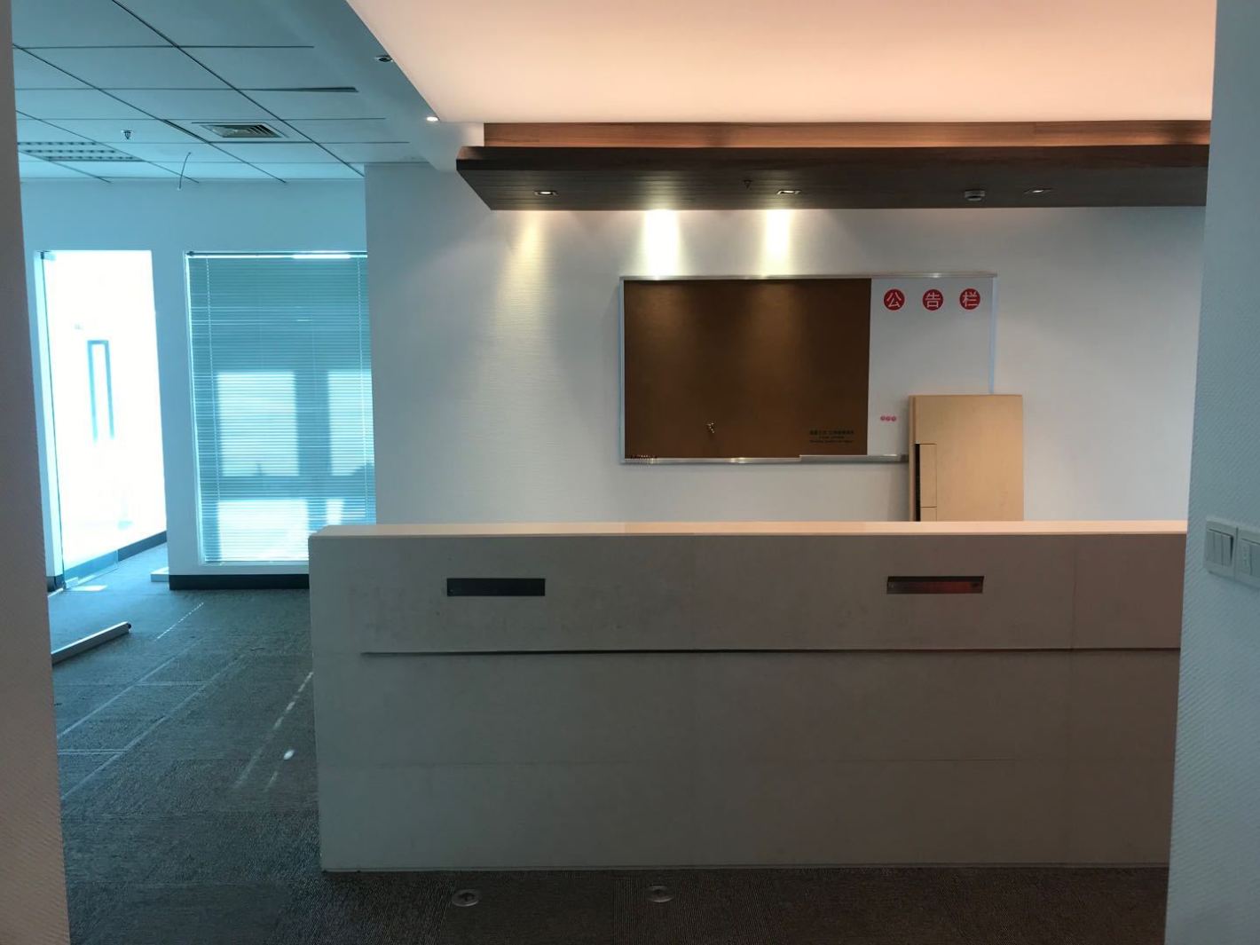 中山万博国际中心广场　地铁上盖　房型方正