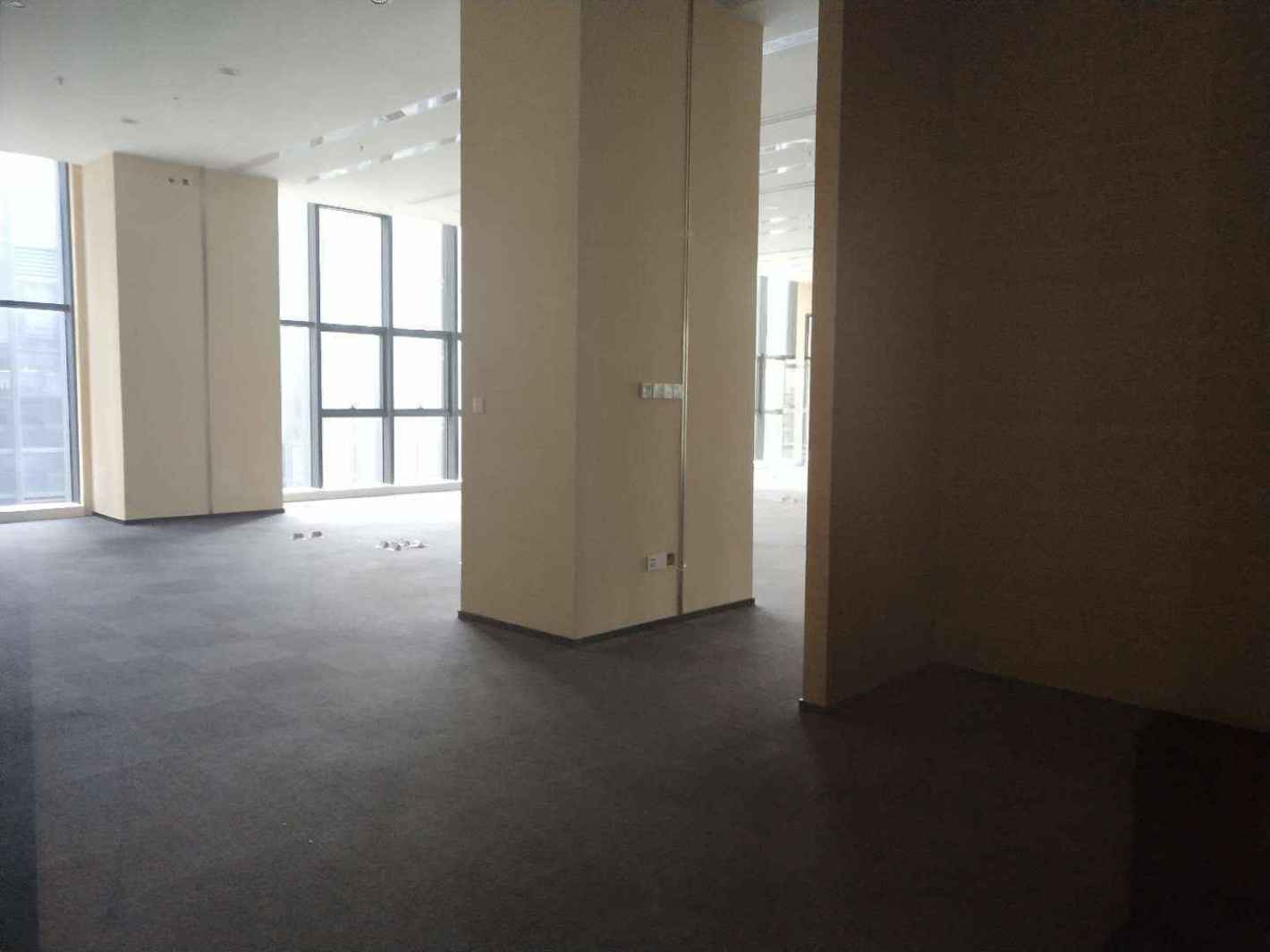 耀光中环国际广场普陀 耀光中环国际广场 311平米 简装修