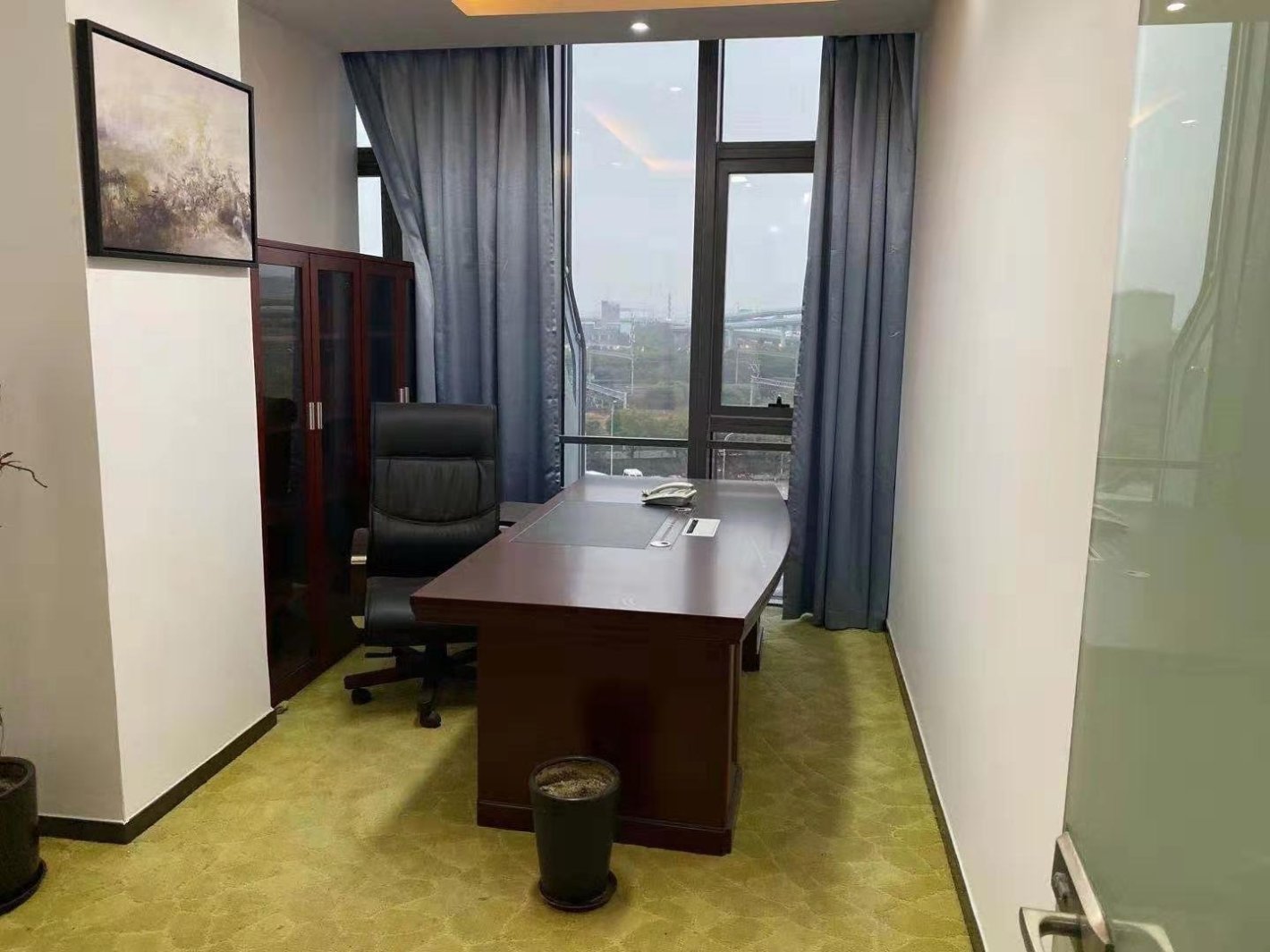 虹桥正荣中心长宁 虹桥正荣中心 740平米 精装修