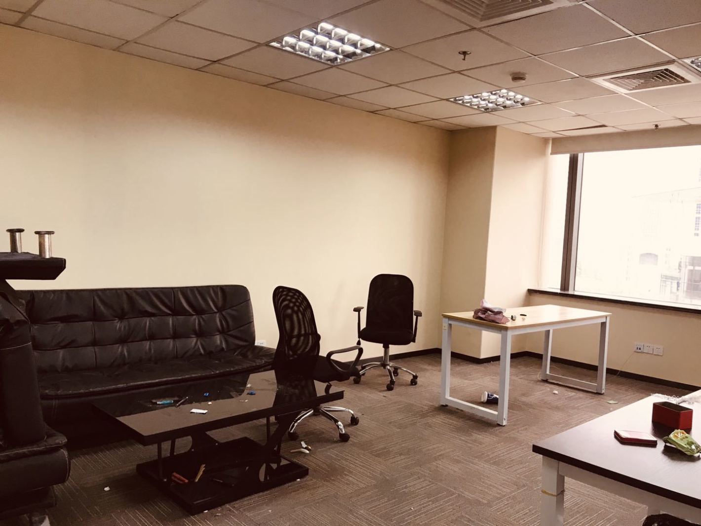 华源世界广场普陀 华源世界广场 188平米 中等装修