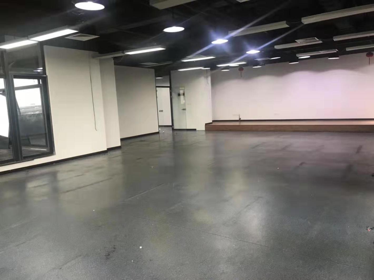 汤泉国际大厦长宁 汤泉国际大厦 384平米 精装修