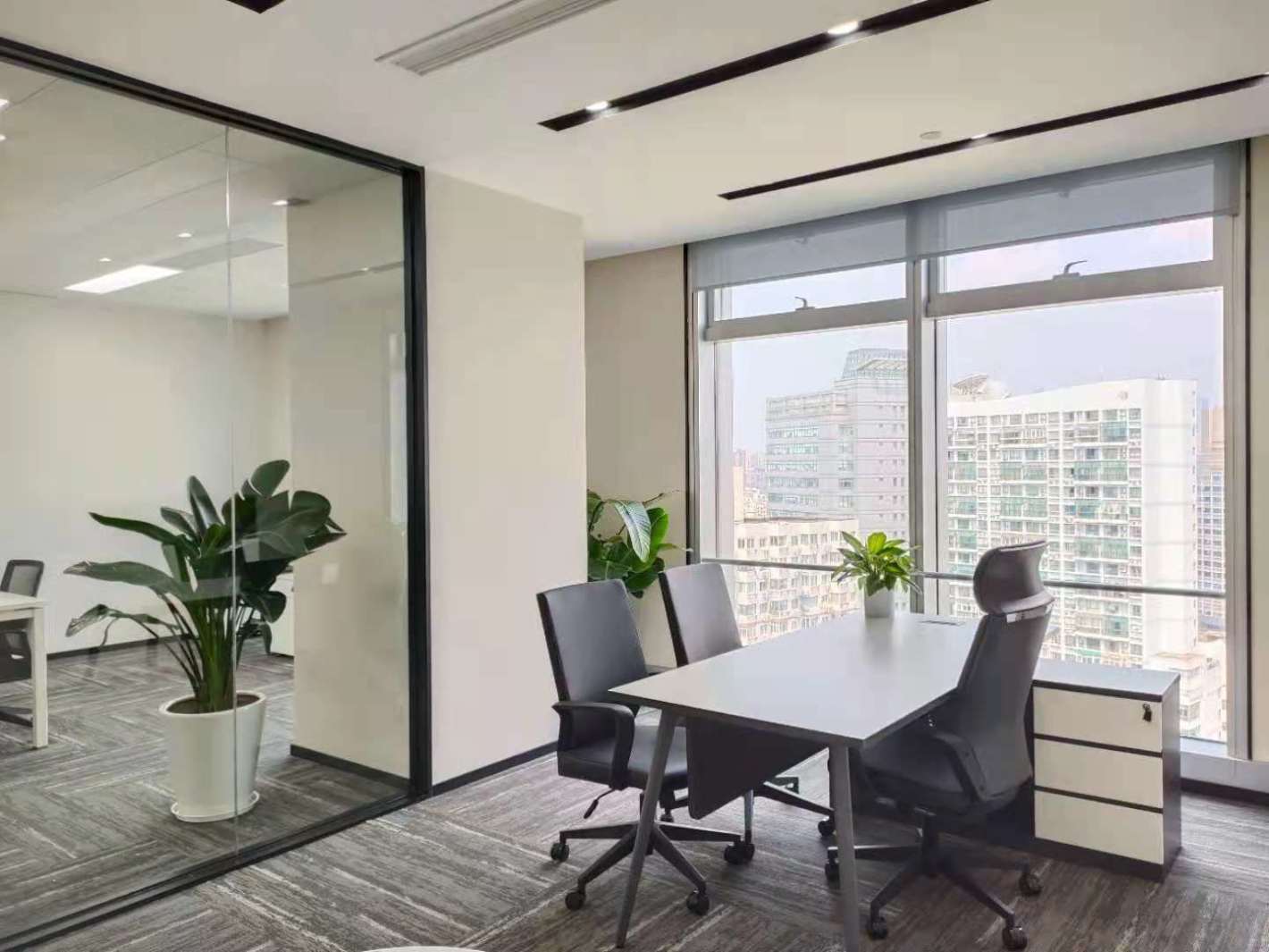 宏汇国际广场万体馆 宏汇国际广场 180平米 中等装修