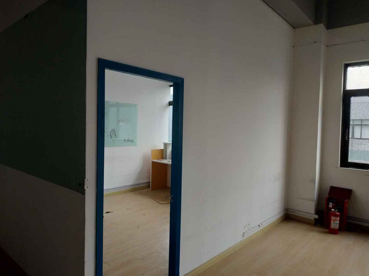 虹漕园徐汇 虹漕园 150平米 毛坯