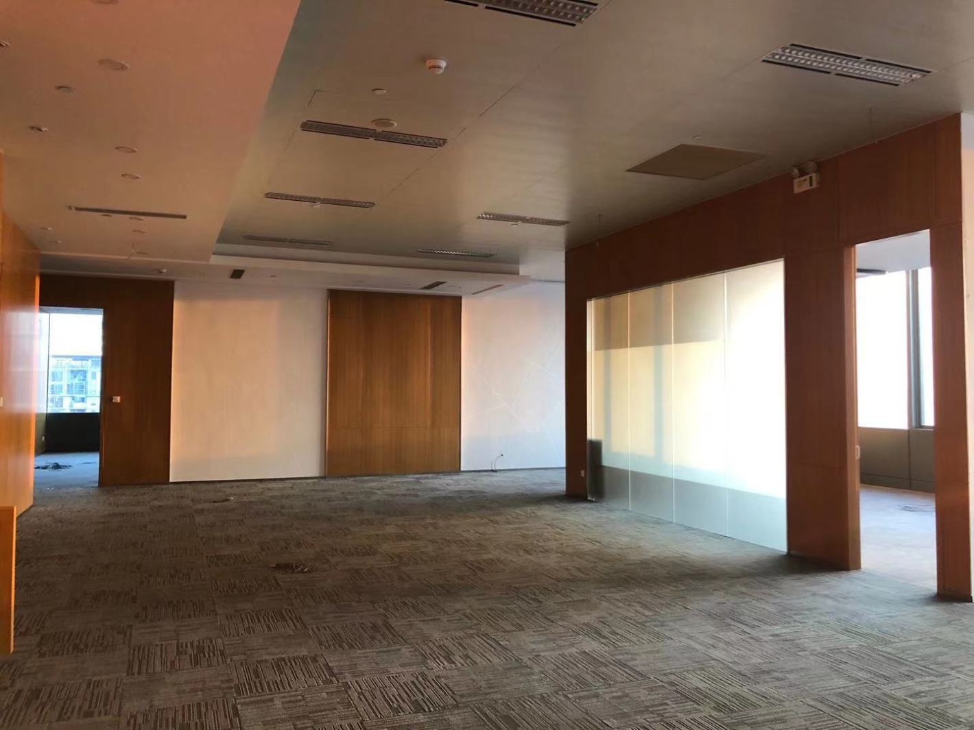 金外滩国际广场黄浦 金外滩国际广场 182平米 简装修