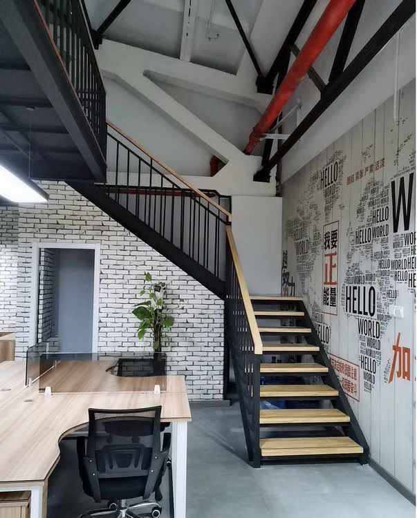 芳华德必运动LOFT紧邻地铁站精装修带家具线上线下看房享受租金减免