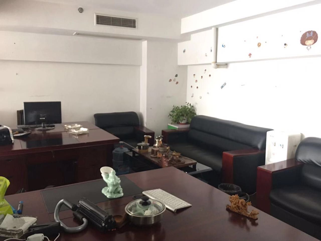 祥腾财富广场静安 祥腾财富广场 240平米 精装修