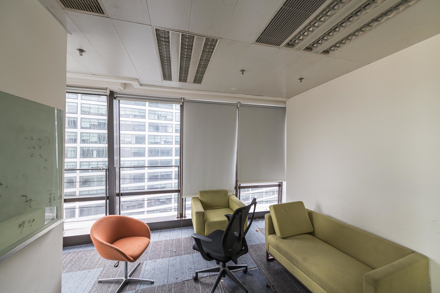 绿地汇中心徐汇 绿地汇中心 102平米 简装修