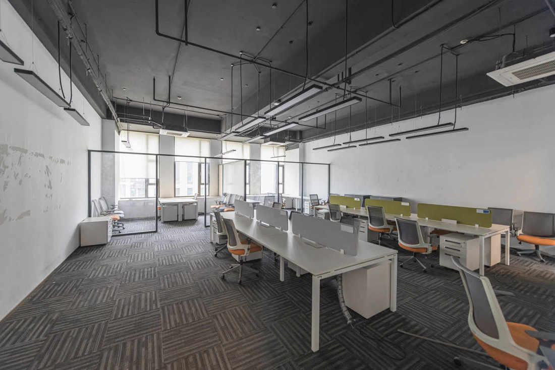 新江湾城大厦（绿地双创中心）150平米办公室出租-租金价格2.60元/m&sup2;/天