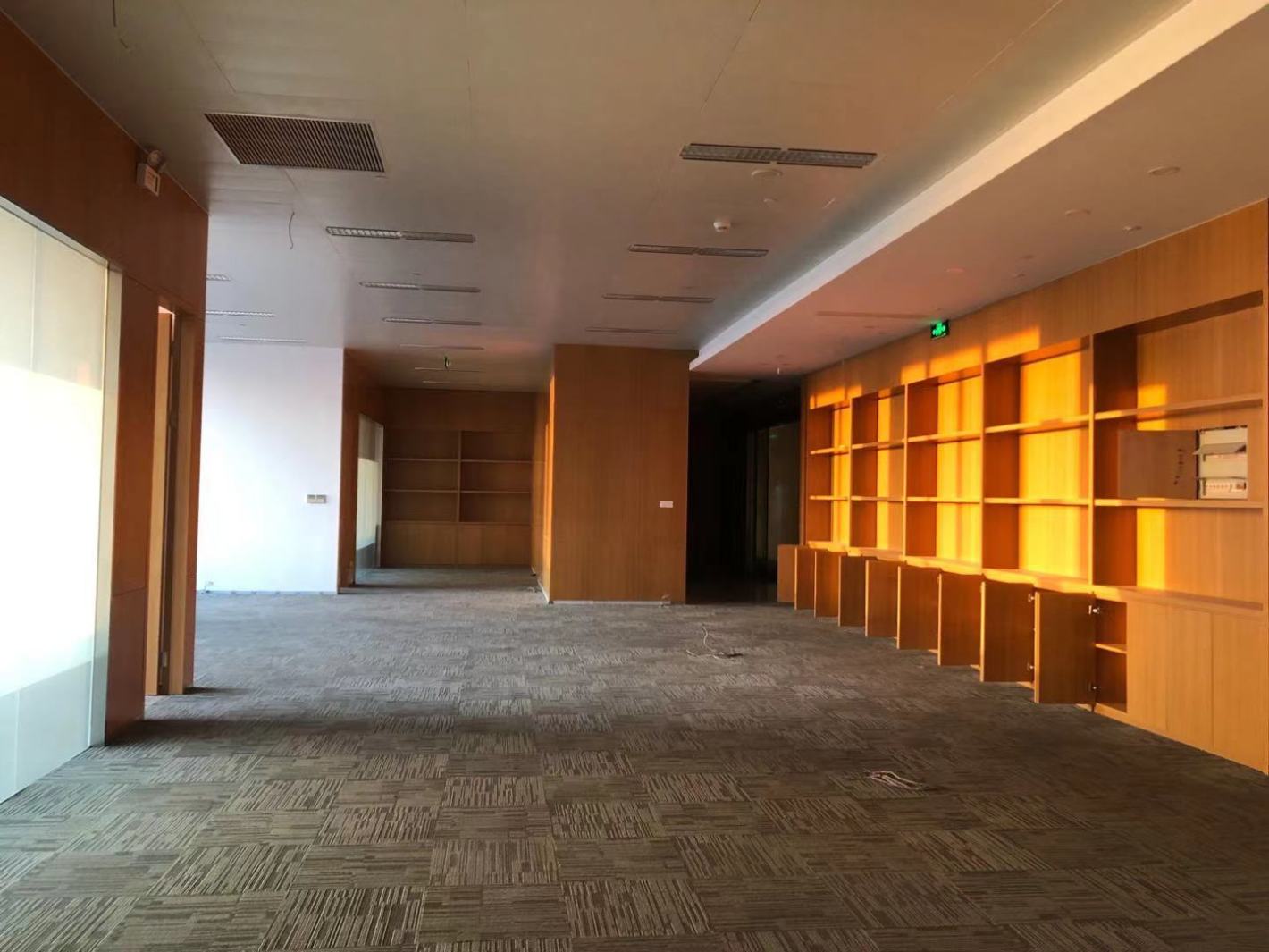 金外滩国际广场黄浦 金外滩国际广场 182平米 简装修