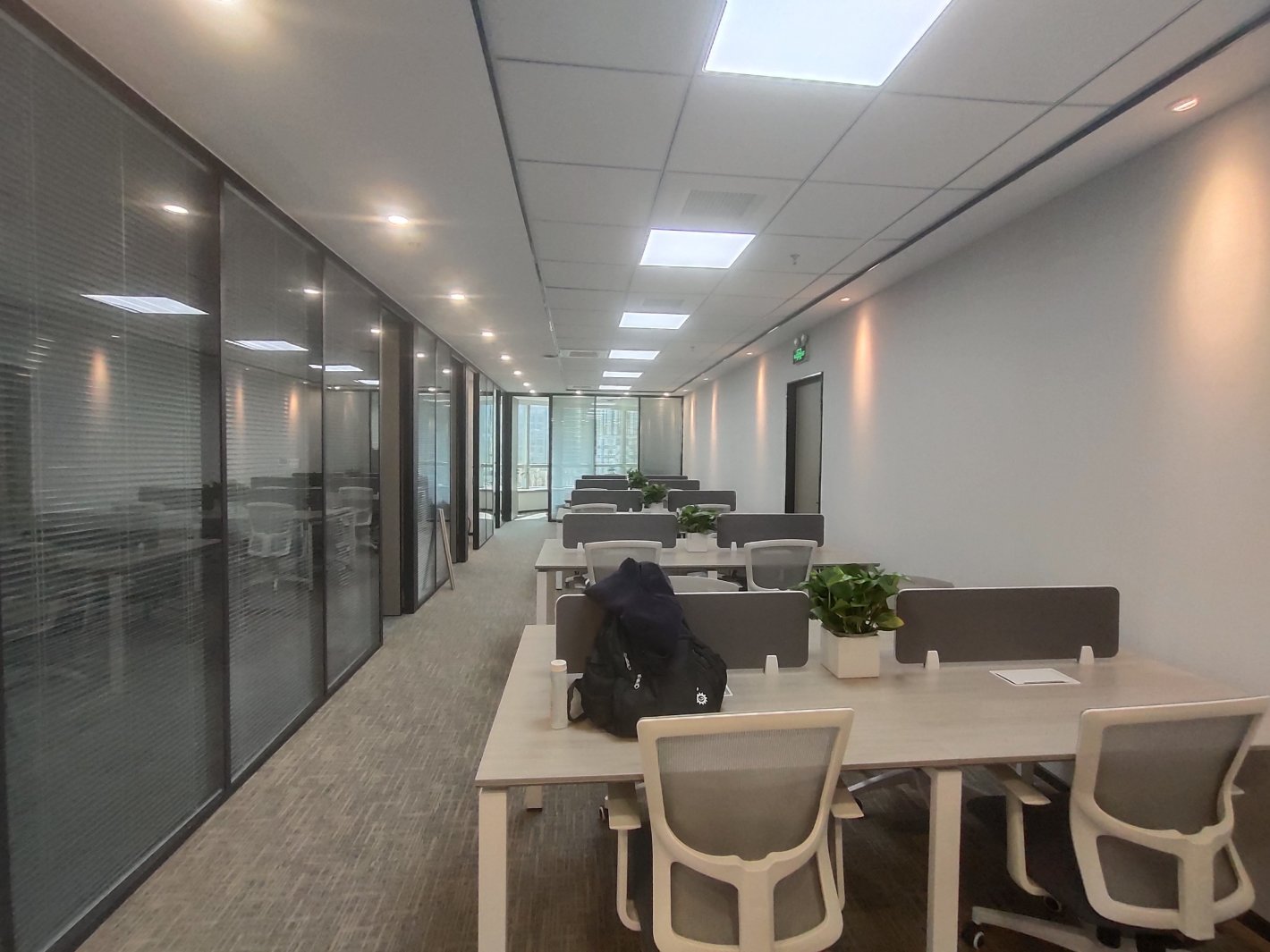 华盛大厦黄浦 华盛大厦 246平米 简装修