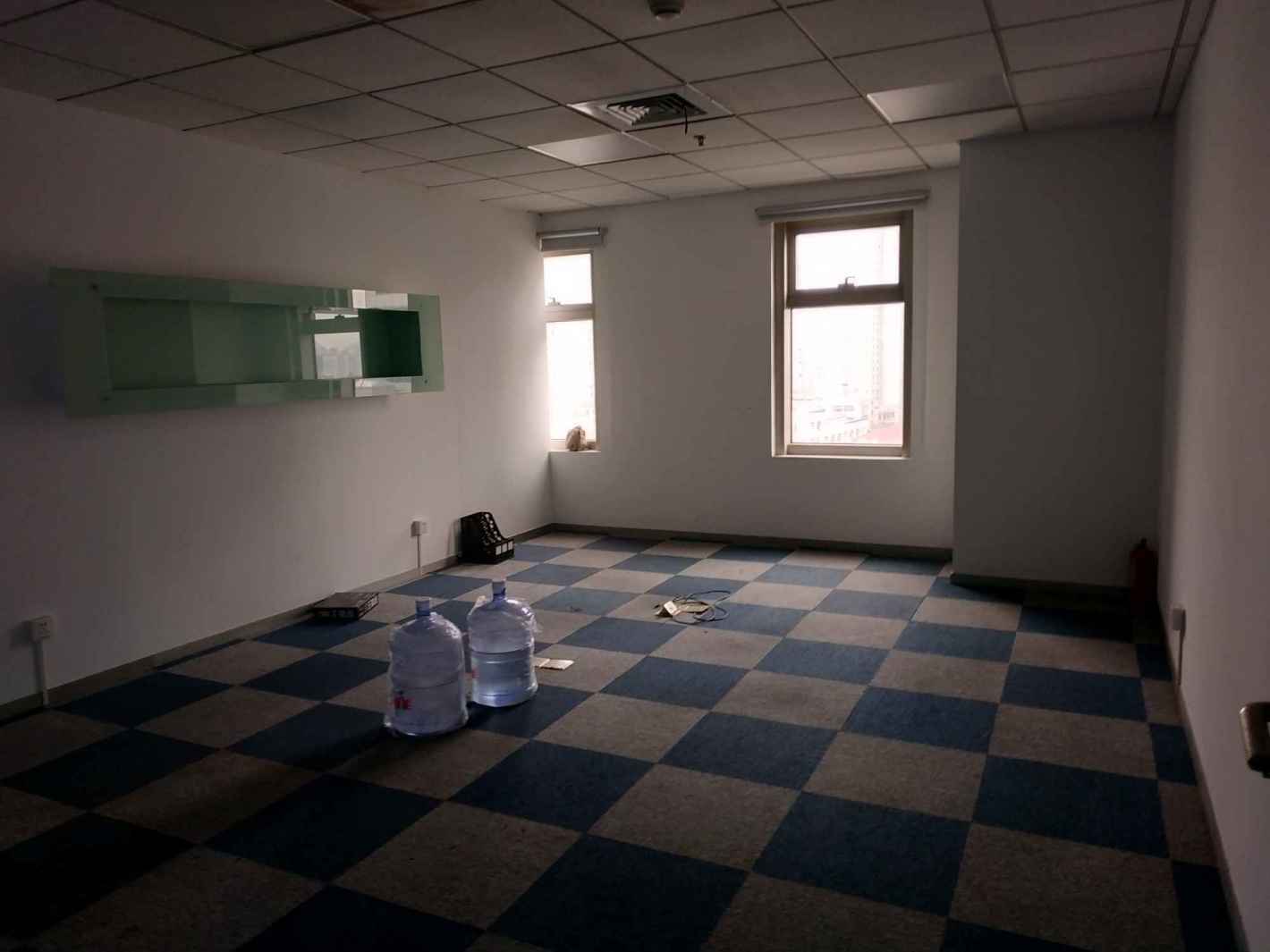 华敏&middot;翰尊国际长宁 华敏&middot;翰尊国际 192平米 中等装修