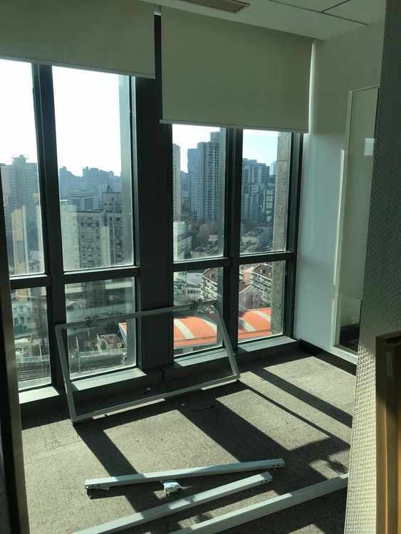 中山万博国际中心广场　地铁上盖　房型方正