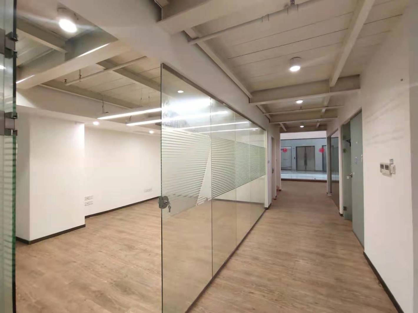 祥腾财富广场静安 祥腾财富广场 198平米 精装修