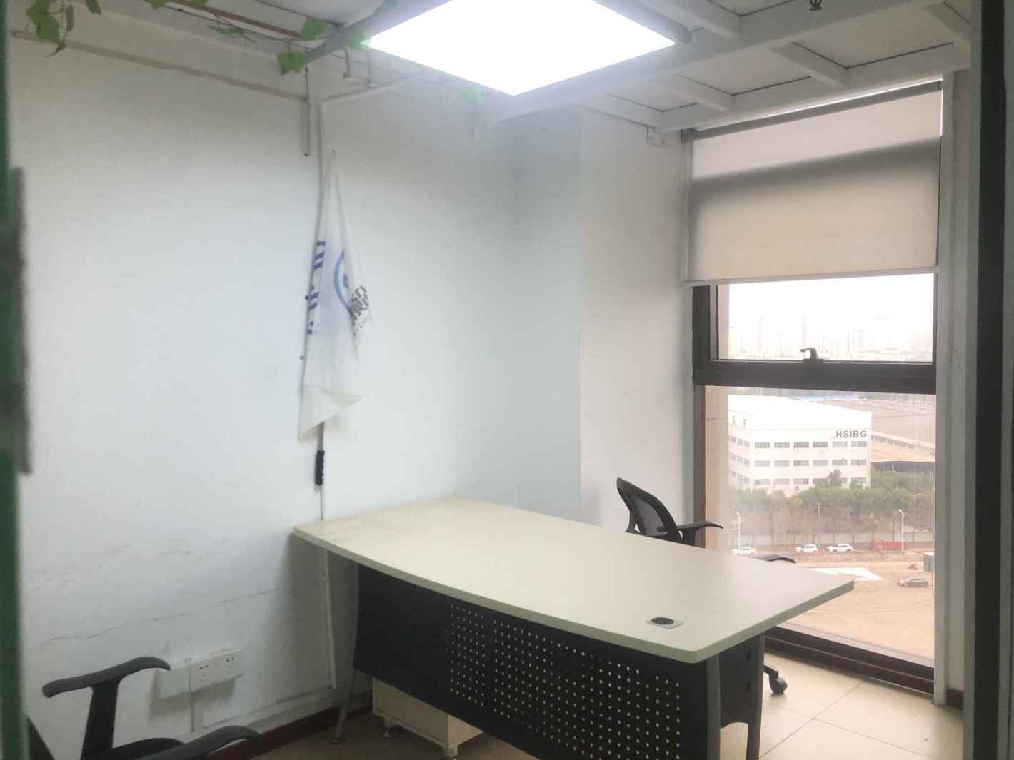 耀光中环国际广场普陀 耀光中环国际广场 107平米 精装修