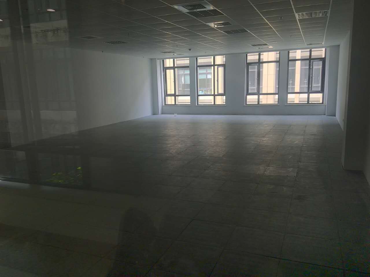 华良创意园闵行 华良创意园 228平米 简装修