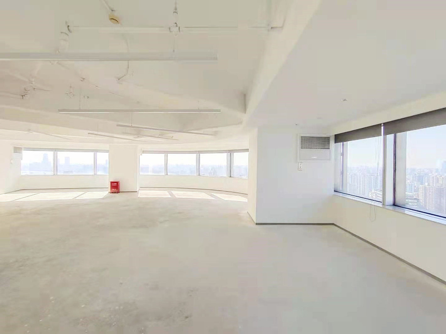 中港汇黄浦(原长城金融大厦)黄浦 中港汇黄浦(原长城金融大厦) 276平米 中等装修