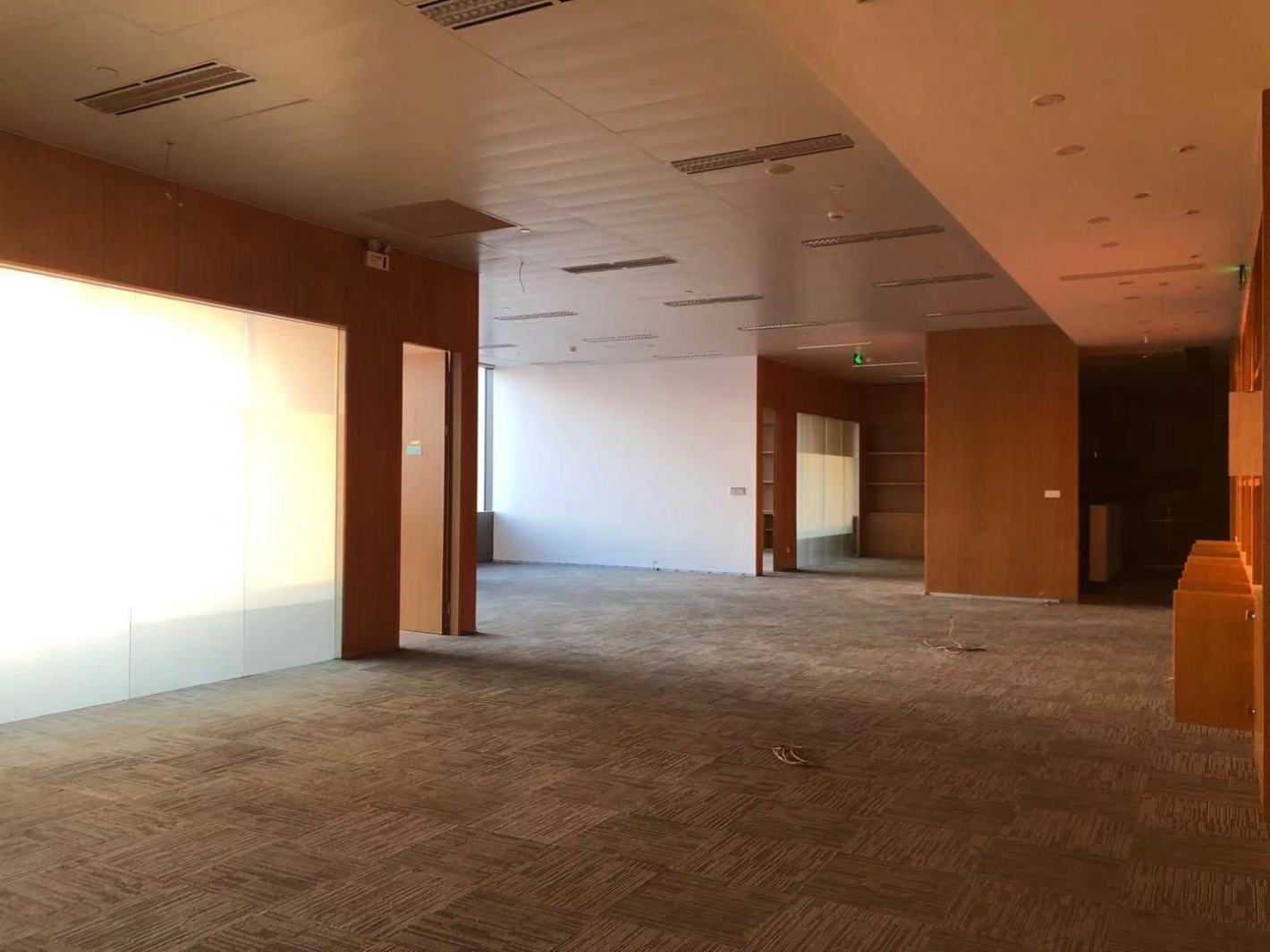 金外滩国际广场黄浦 金外滩国际广场 182平米 简装修