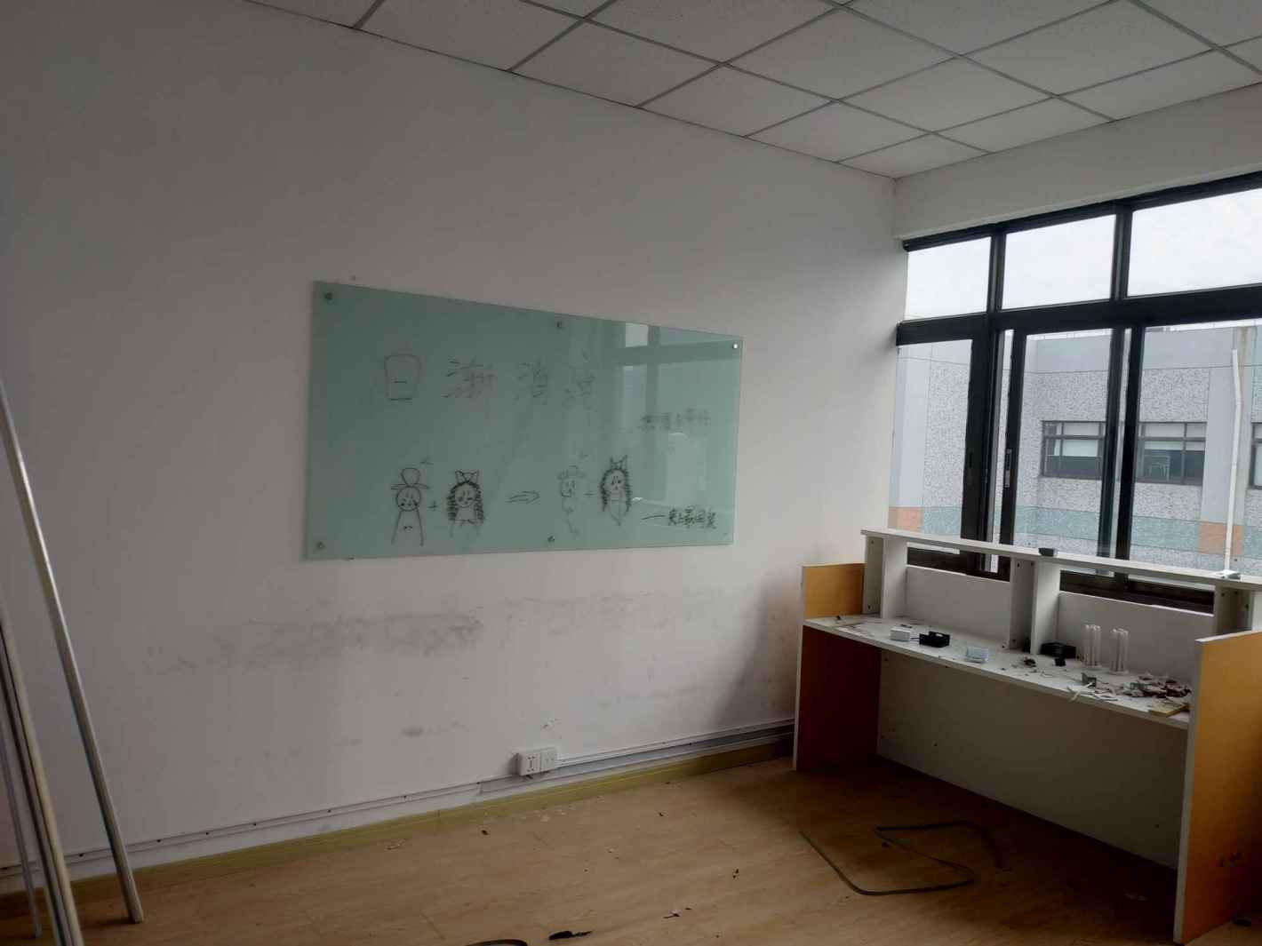 虹漕园徐汇 虹漕园 150平米 毛坯