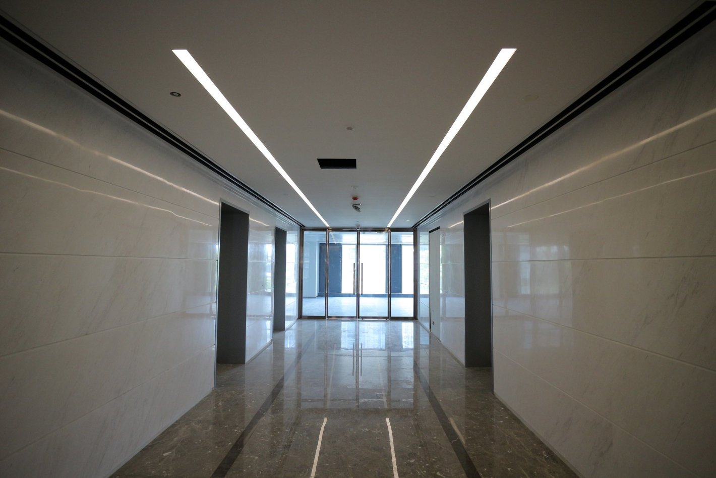 龙盛777静安 龙盛777 980平米 简装修