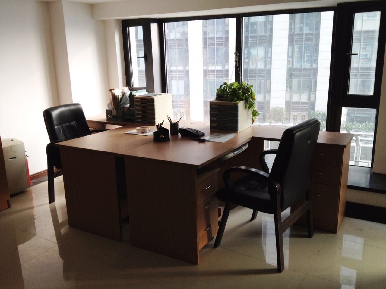 祥腾财富广场静安 祥腾财富广场 240平米 精装修