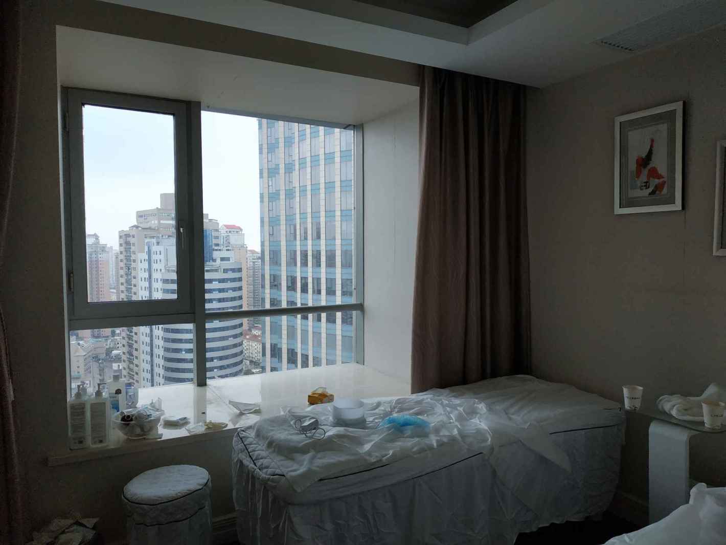 日月光伯爵居黄浦 日月光伯爵居 137平米 简装修