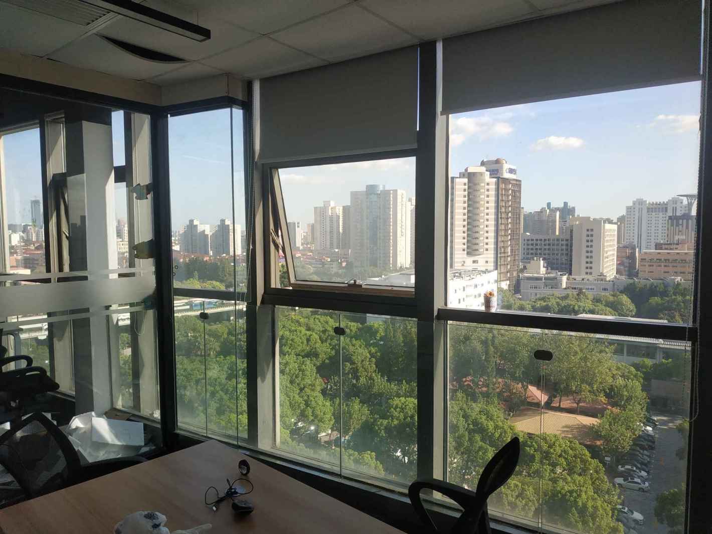 汇阳广场徐汇 汇阳广场 303平米 毛坯