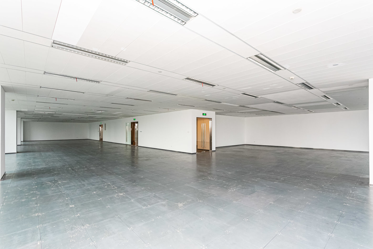 五牛控股大厦静安 五牛控股大厦 677平米 中等装修