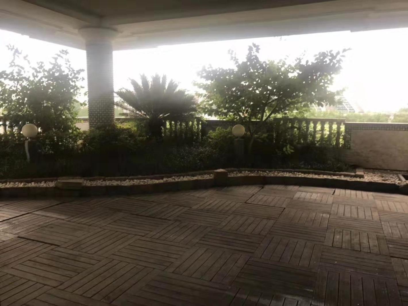 汤泉国际大厦384平米办公室出租-租金价格2.80元/m&sup2;/天