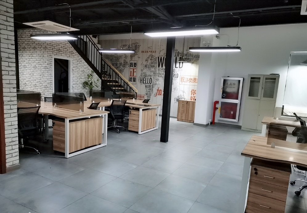 芳华德必运动LOFT紧邻地铁站精装修带家具线上线下看房享受租金减免