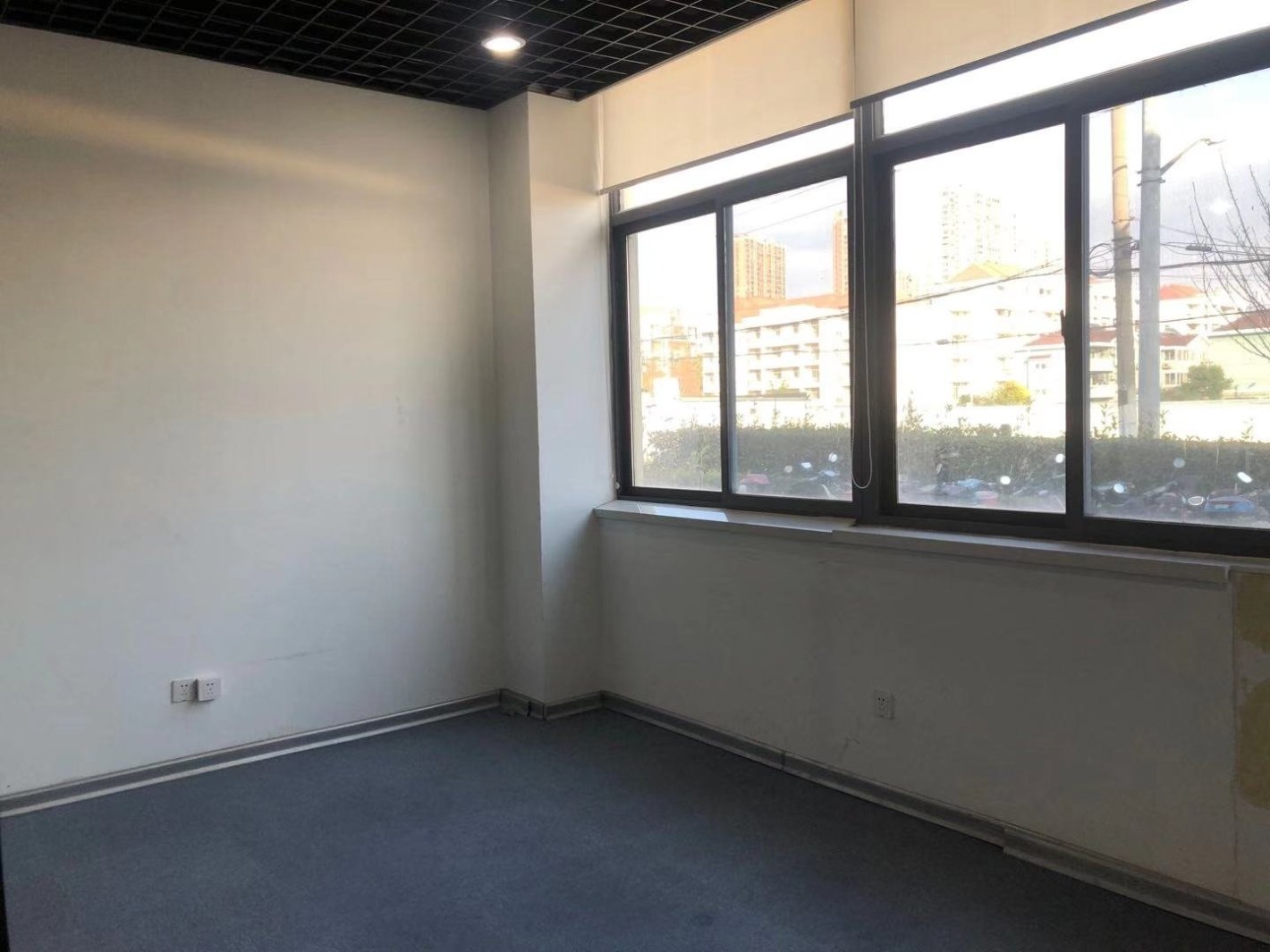 上海麦腾创业天地普陀区李子园办公园区　　环境优美　户型方正　