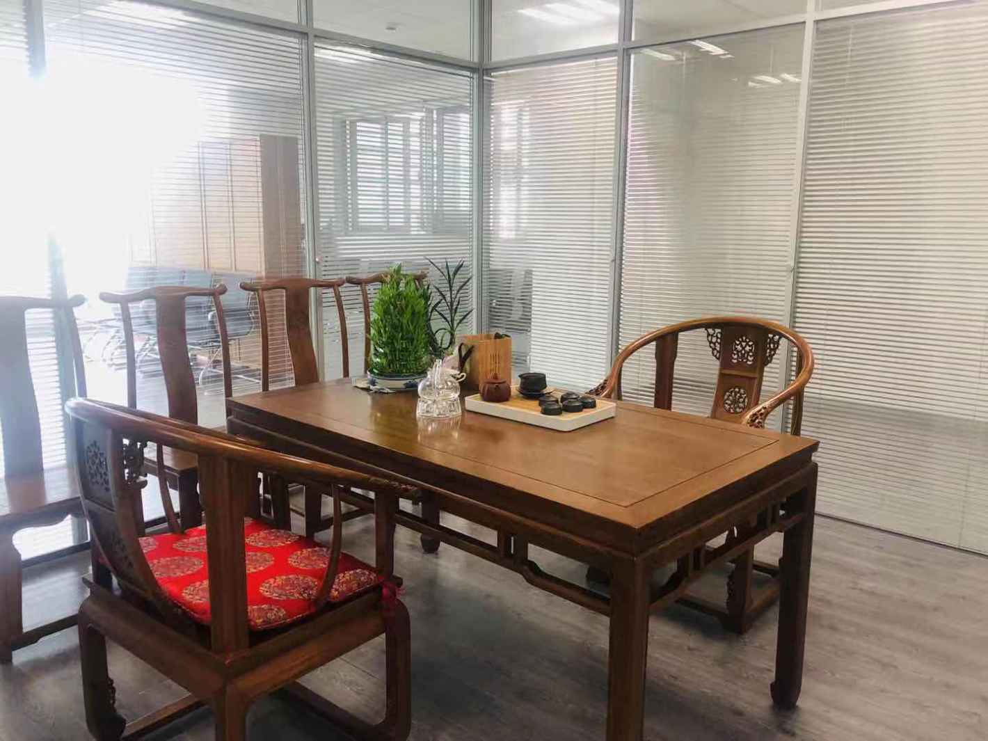 汇京国际广场138平米办公室出租-租金价格4.00元/m&sup2;/天