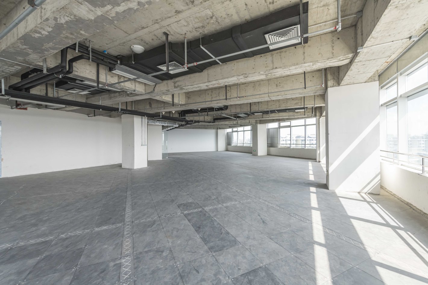 建滔商业广场长宁 建滔商业广场 641平米 简装修