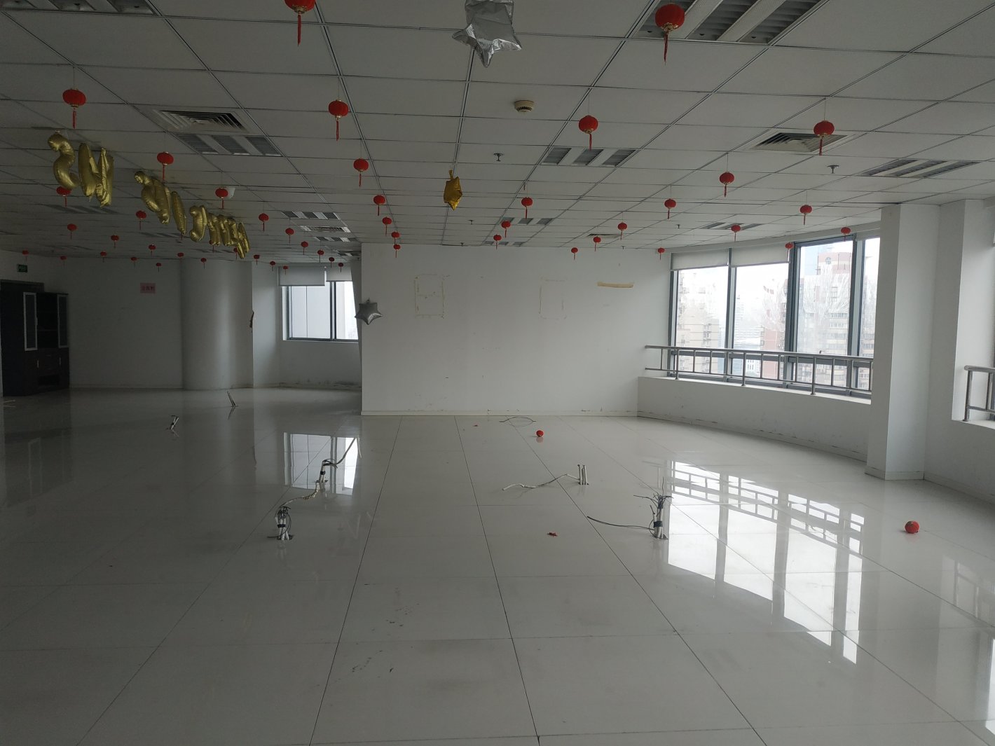 平高国际广场普陀 平高国际广场 161平米 简装修