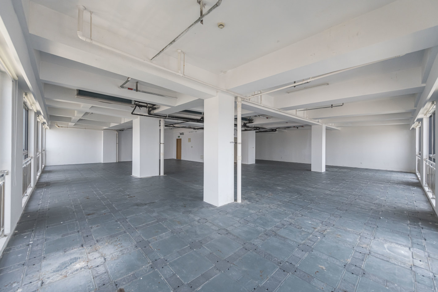 H88越虹广场徐汇 H88越虹广场 360平米 简装修